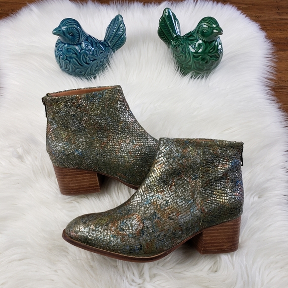 Anthropologie Seychelles metallic bootie 7.5 - Picture 1 of 16